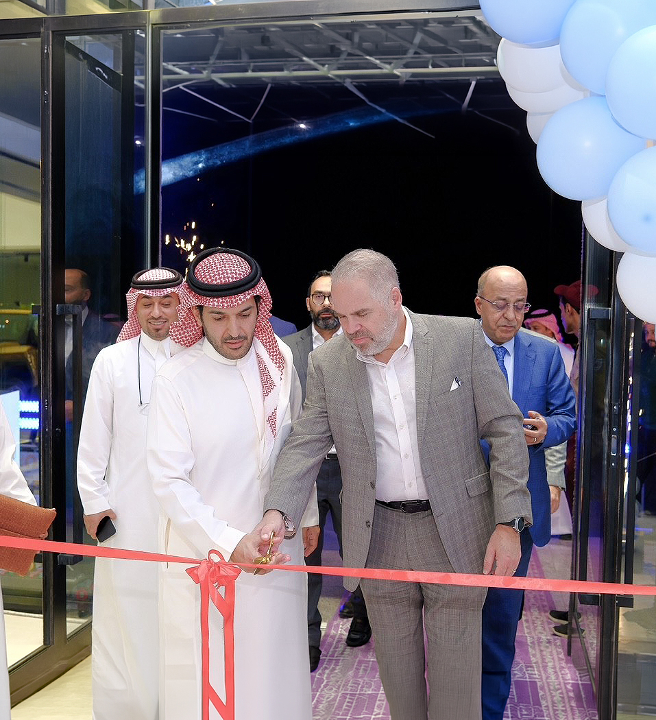 Locar Automotive Expands Partnership with JETOUR with New Al Ahsa Branch