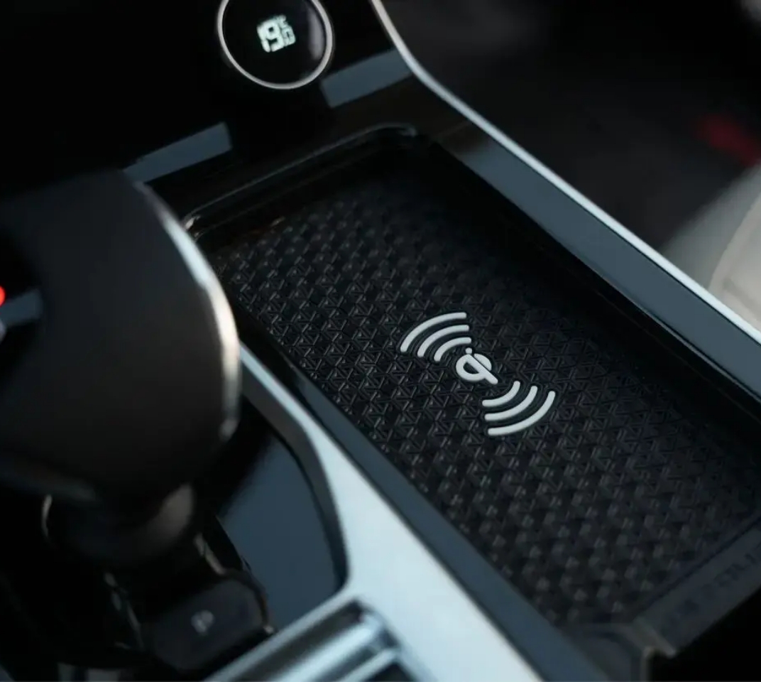 Wireless Phone Charging Exterior